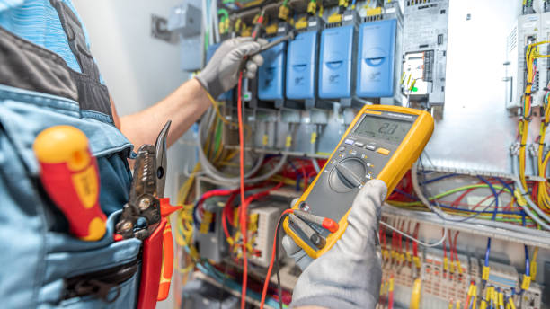 Best Electrical Contractors for Businesses  in Bay Springs, MS